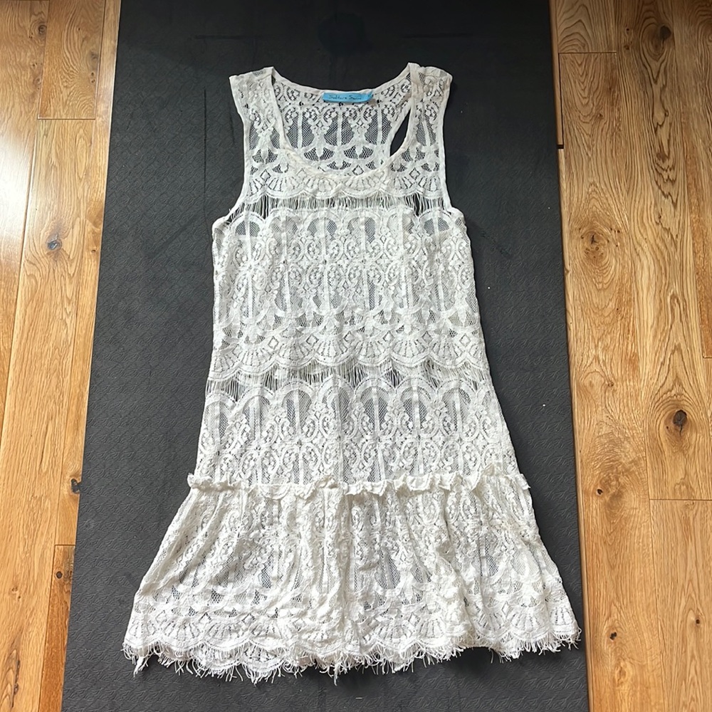 Lace swim coverup